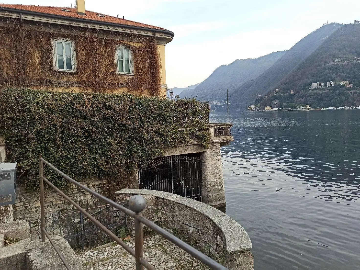 Meravigliosa Villa sulle rive del Lago di Como