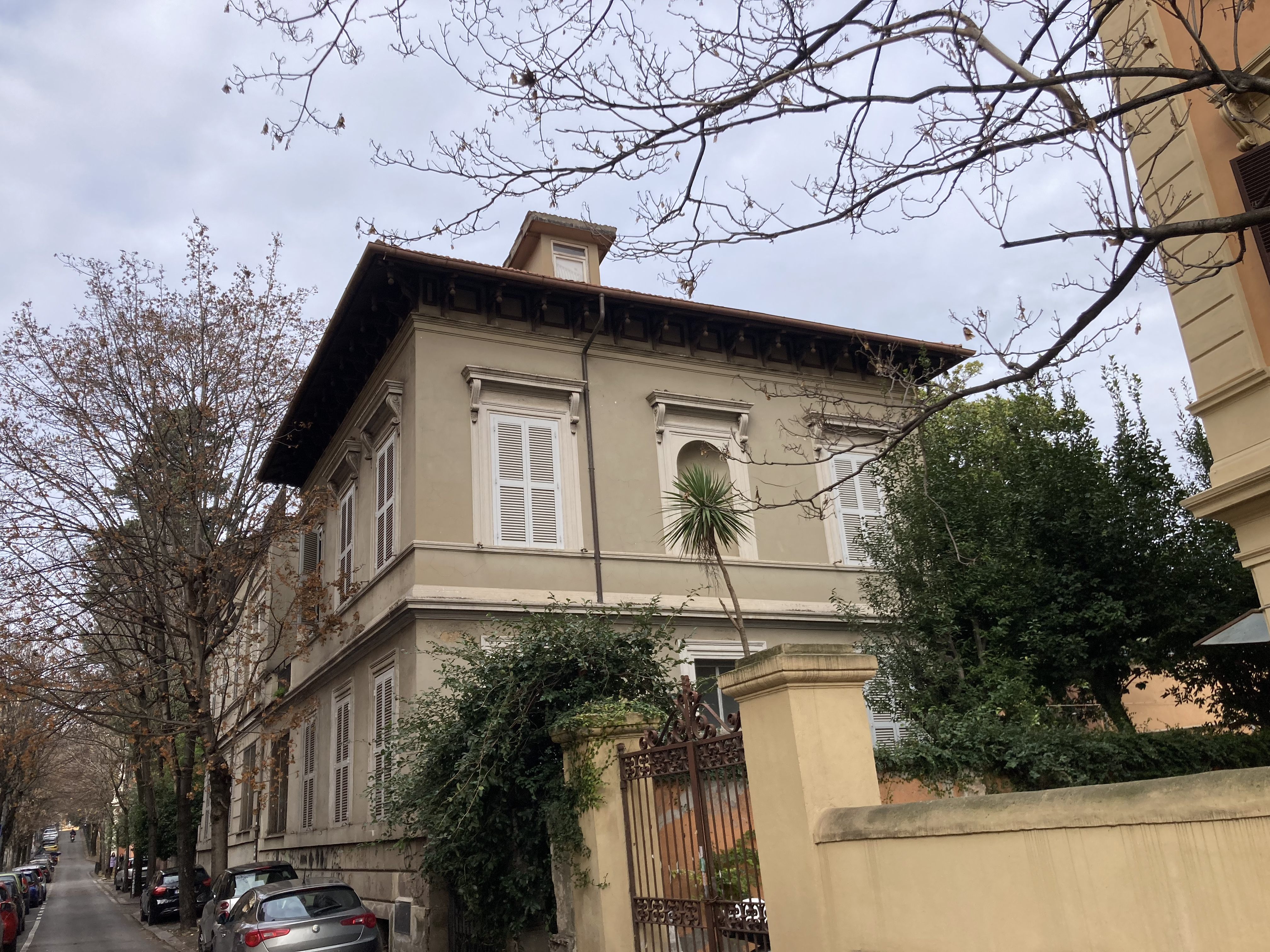 Bellissimo Palazzo nel Centro di Roma