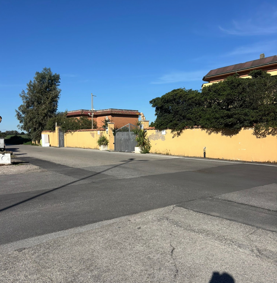 Splendido Compendio Immobiliare sulla Costa Laziale